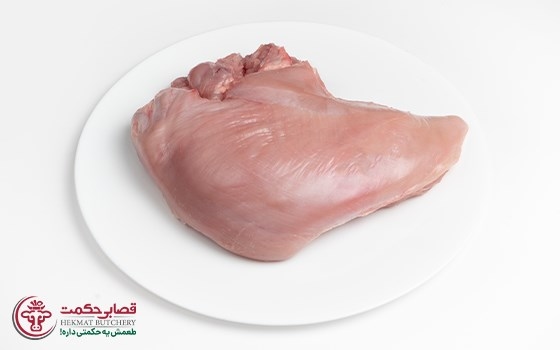 سینه بوقلمون بدون استخوان